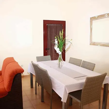 Villa Tamarastunning And Quiet Villa *