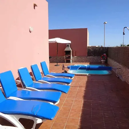 Villa Tamarastunning And Quiet Villa *