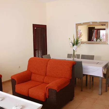 Villa Tamarastunning And Quiet Villa *